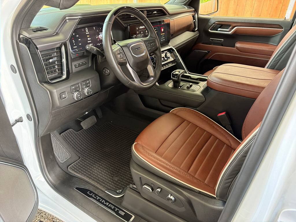 Used 2026 GMC Sierra 1500 Denali Ultimate AWD/4WD image 2