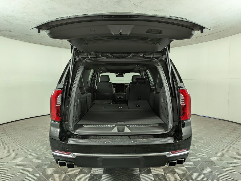 New 2026 GMC Yukon XL Denali w/ Sun & Power Step Package image 9
