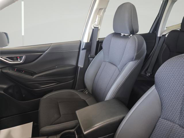 Used 2023 Subaru Forester Premium image 23