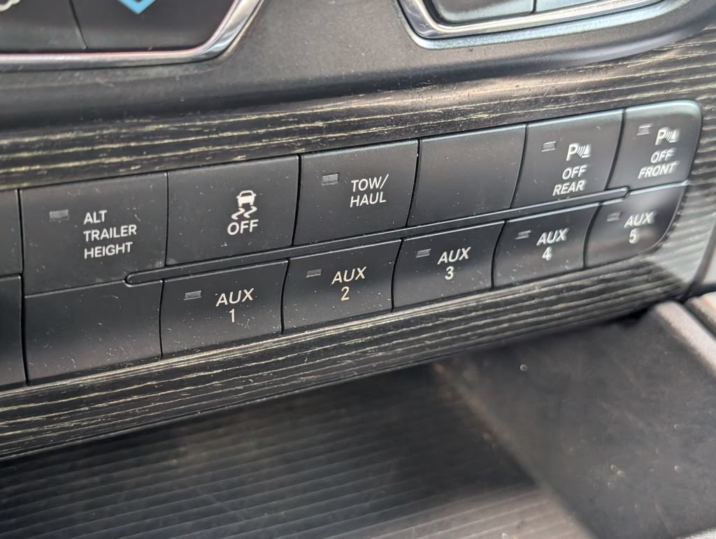 Used 2018 RAM 2500 Limited AWD/4WD image 22