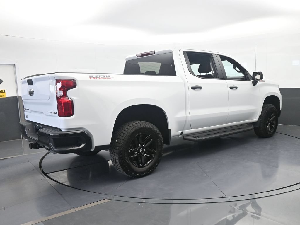 Used 2024 Chevrolet Silverado 1500 Custom Trail Boss AWD/4WD image 6