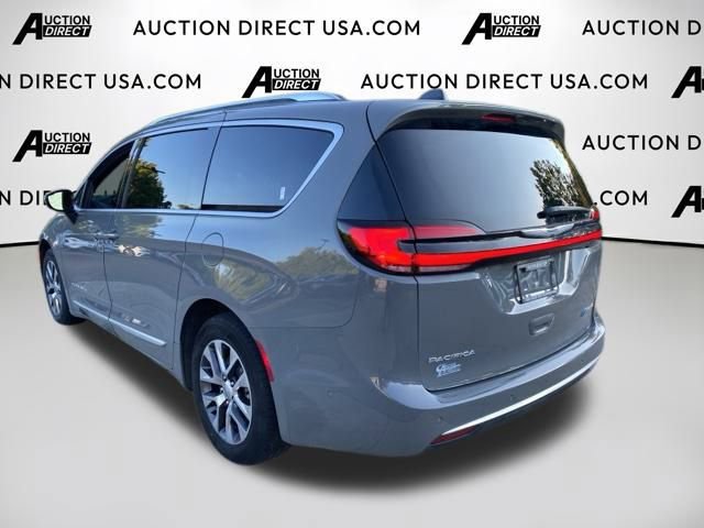 Used 2023 Chrysler Pacifica Pinnacle image 11