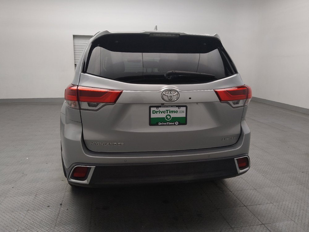 Used 2019 Toyota Highlander Limited FWD image 6