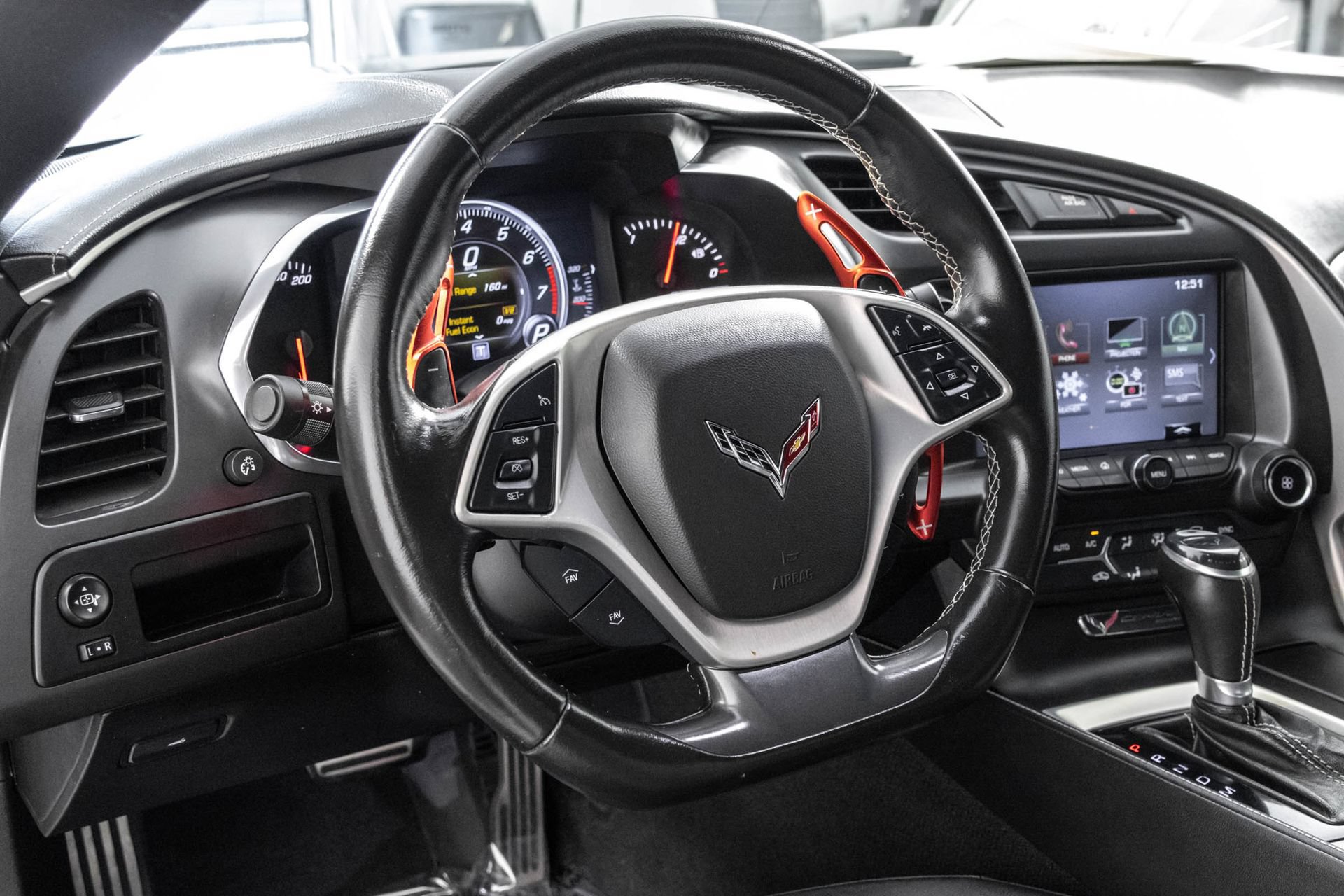 Used 2019 Chevrolet Corvette Stingray Coupe w/ Battery Protection Package RWD image 33