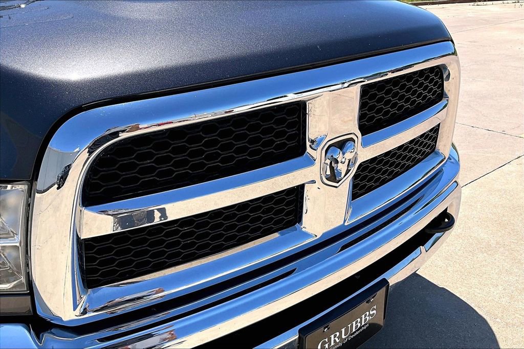 Used 2018 RAM 2500 Tradesman w/ Chrome Appearance Group AWD/4WD image 37