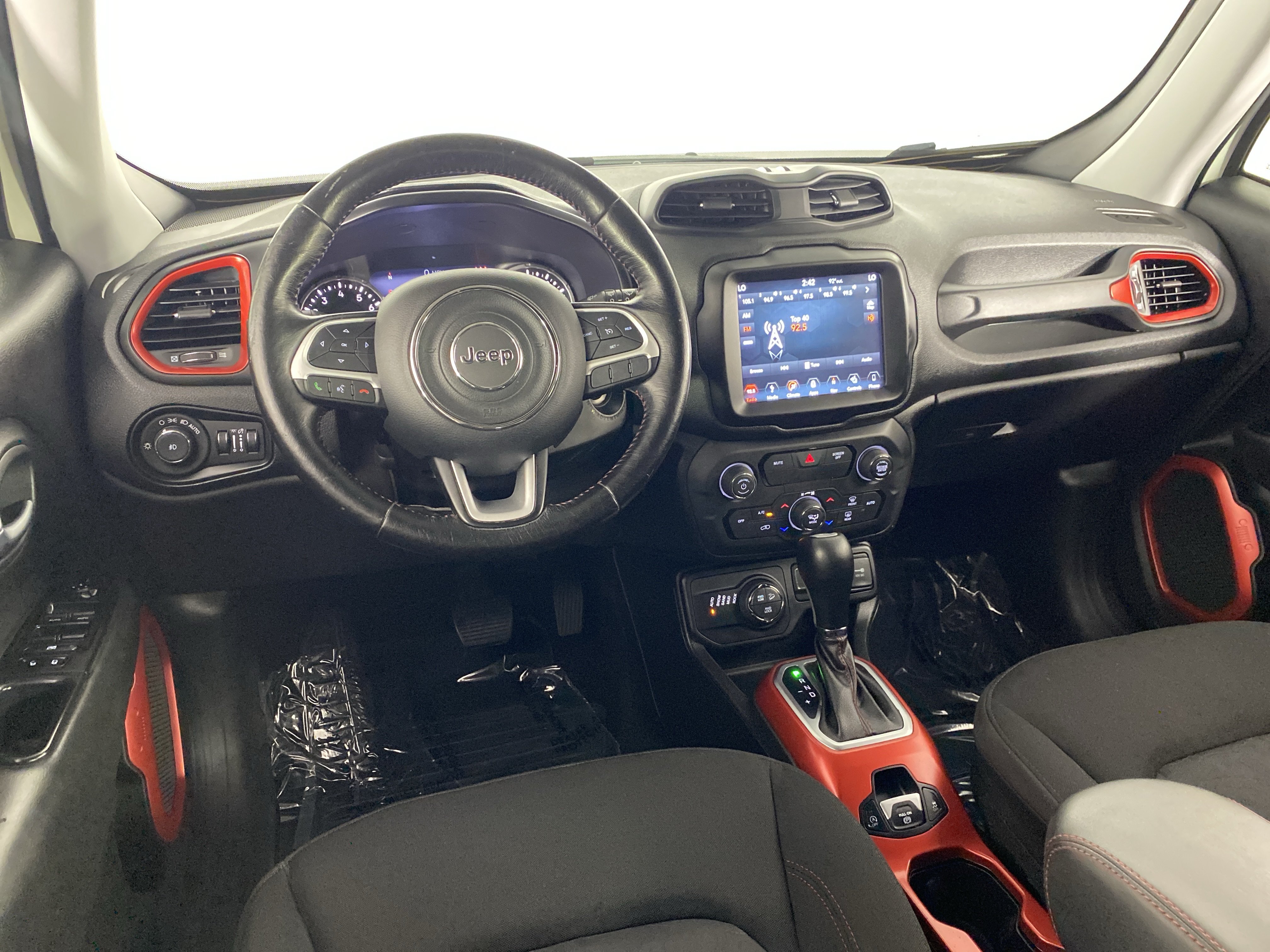 Used 2019 Jeep Renegade Trailhawk w/ UConnect 8.4 Nav Group AWD/4WD image 20