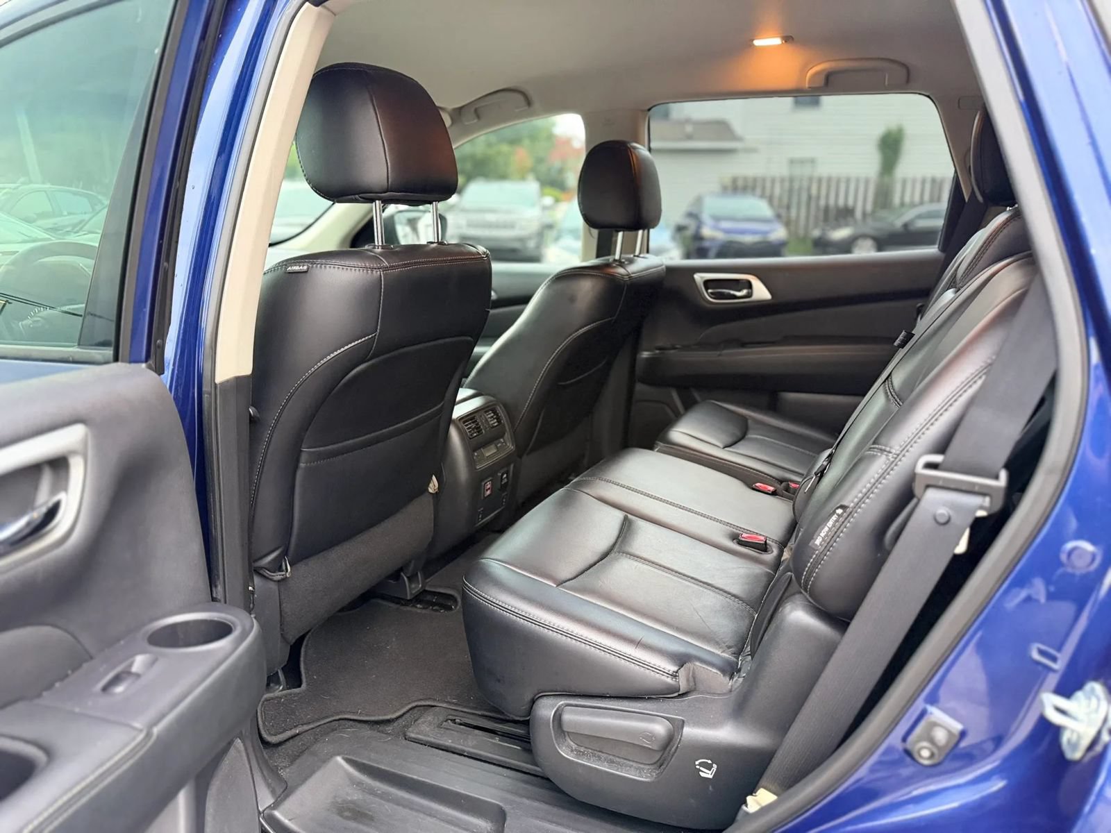 Used 2018 Nissan Pathfinder SL w/ Cargo Package FWD image 14