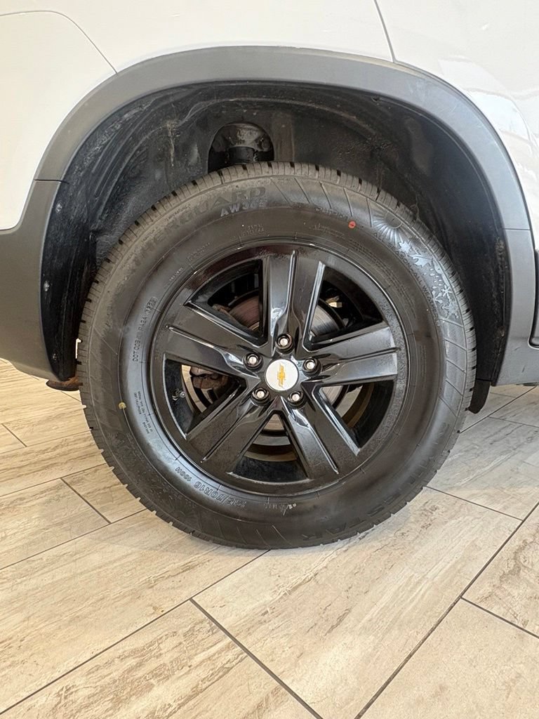 Used 2020 Chevrolet Trax LS AWD/4WD image 11