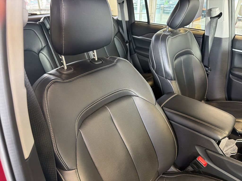 Used 2023 Jeep Grand Cherokee Limited w/ Luxury Tech Group II image 25