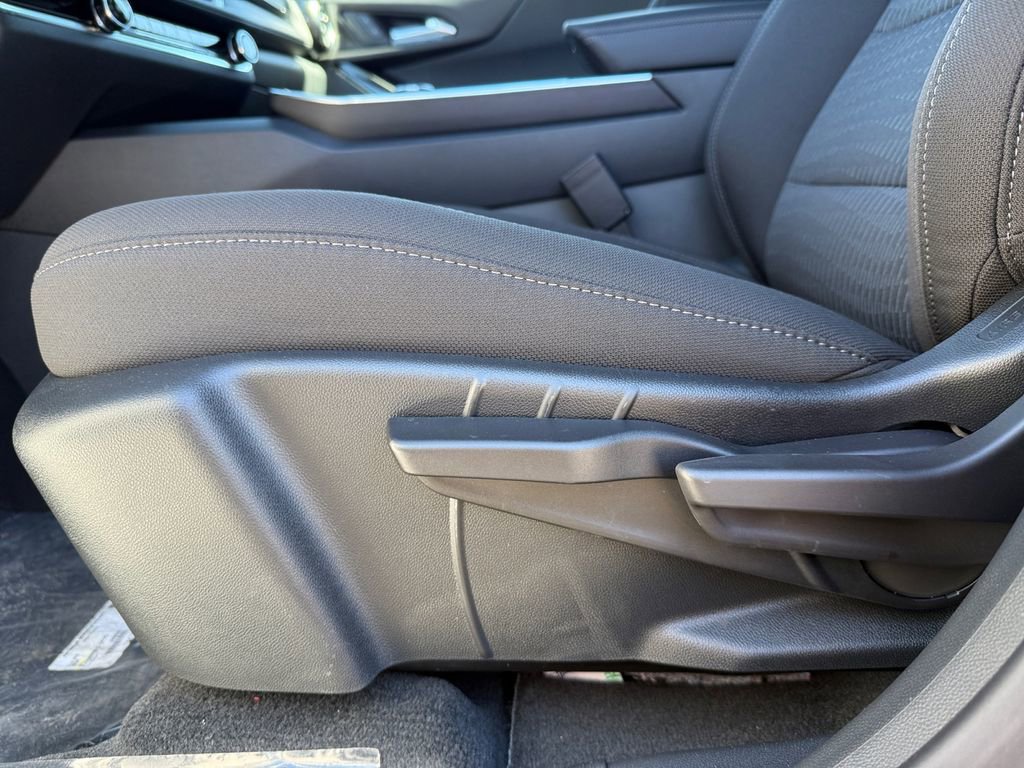 New 2026 Chevrolet Equinox LT image 10