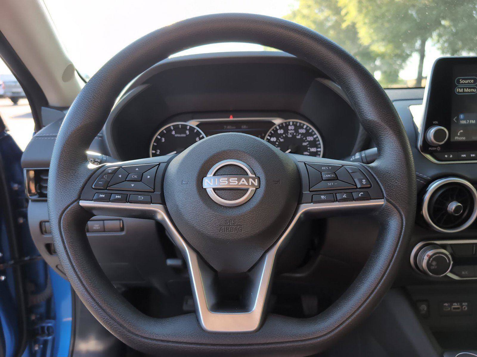 Used 2024 Nissan Sentra SV FWD image 27