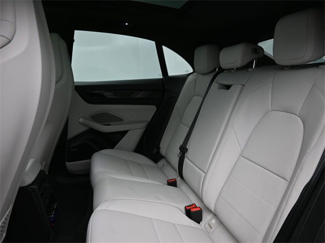 New 2025 Porsche Macan Turbo Electric image 22