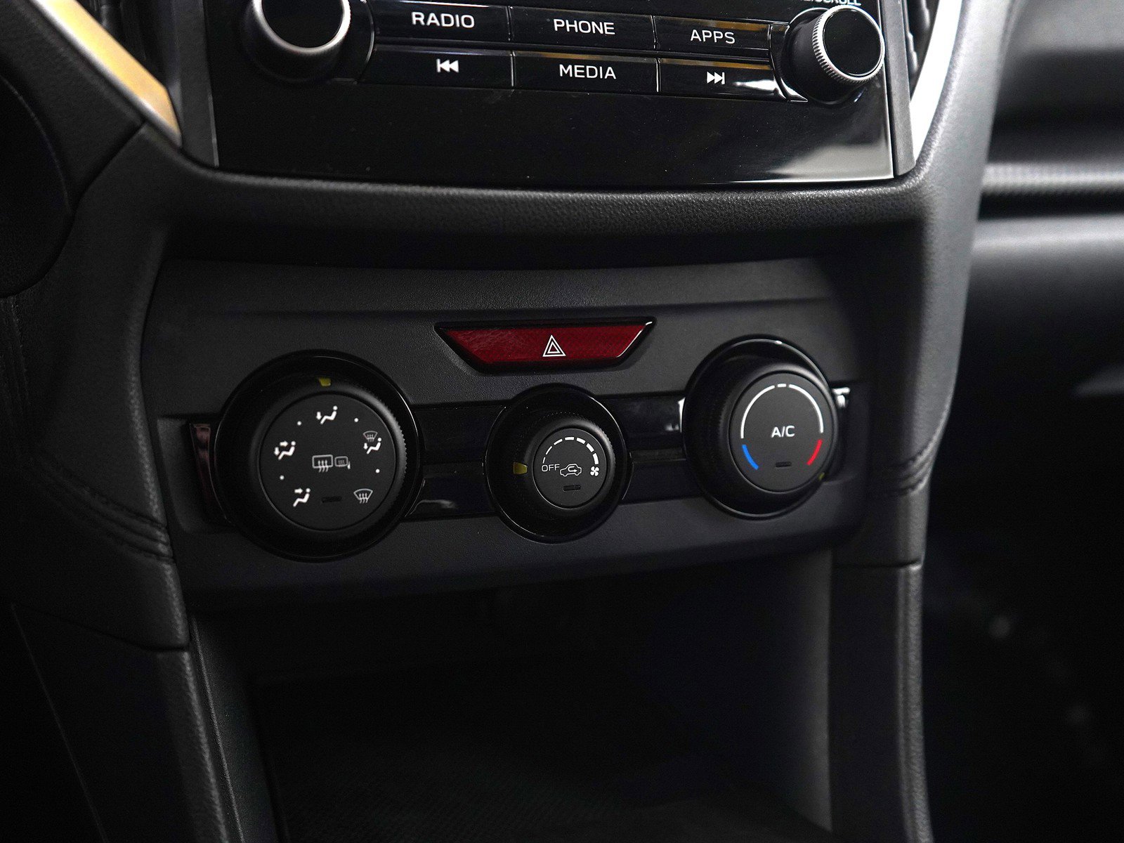 Used 2018 Subaru Crosstrek 2.0i Premium w/ Eyesight System image 21