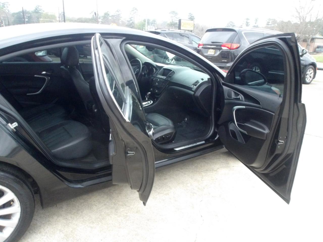 Used 2013 Buick Regal Premium FWD image 6