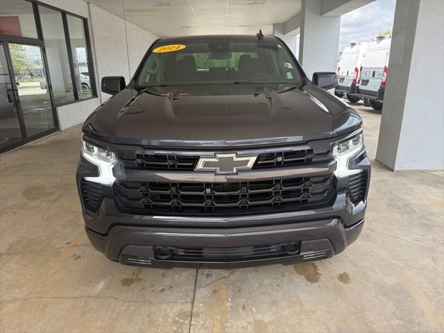 Used 2024 Chevrolet Silverado 1500 RST AWD/4WD image 7