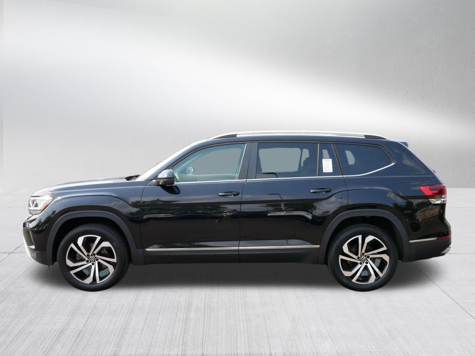 Certified 2023 Volkswagen Atlas SEL AWD/4WD image 4