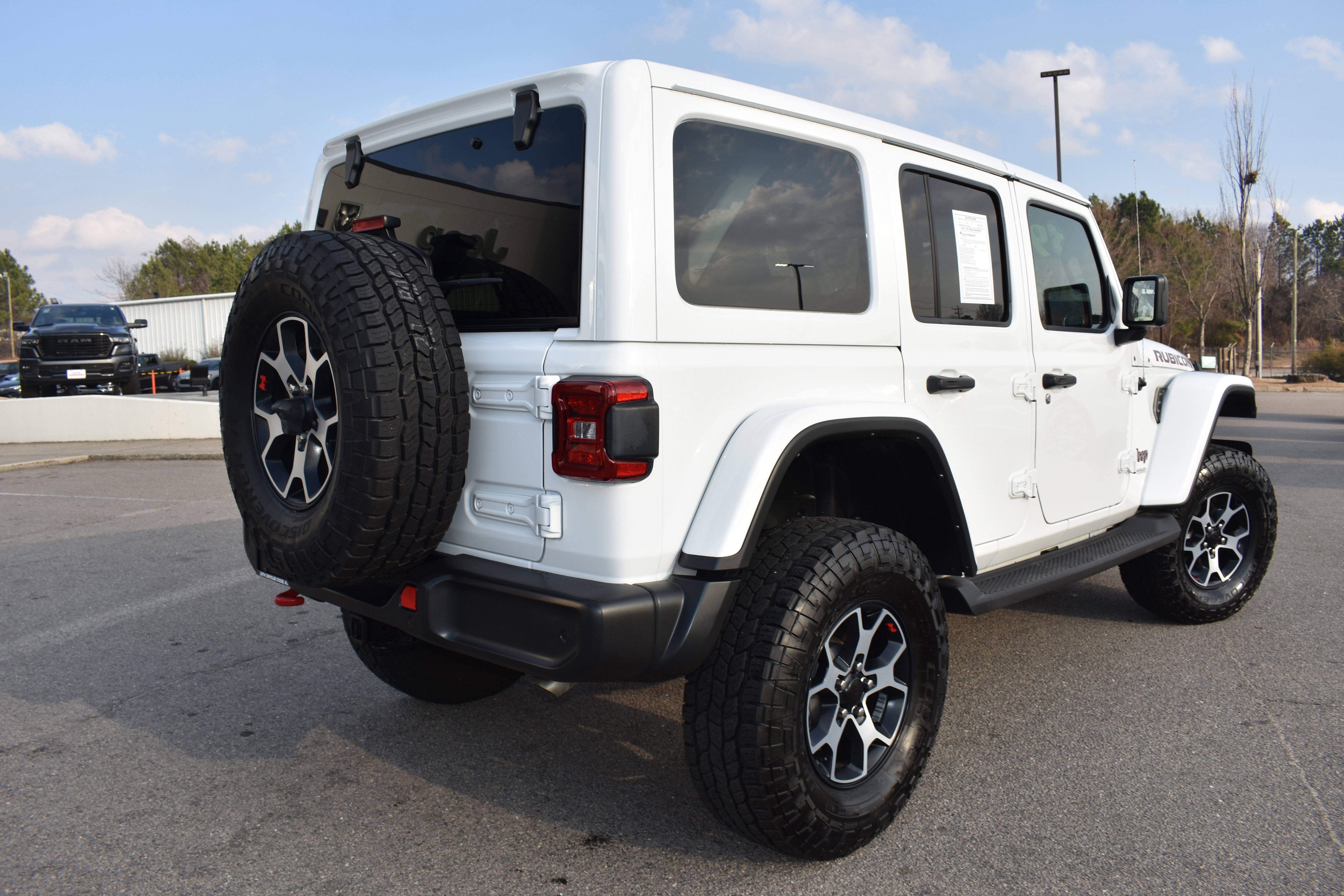 Used 2022 Jeep Wrangler Unlimited Rubicon w/ LED Lighting Group image 9