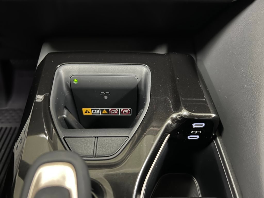 New 2026 Toyota Crown Signia AWD/4WD image 23