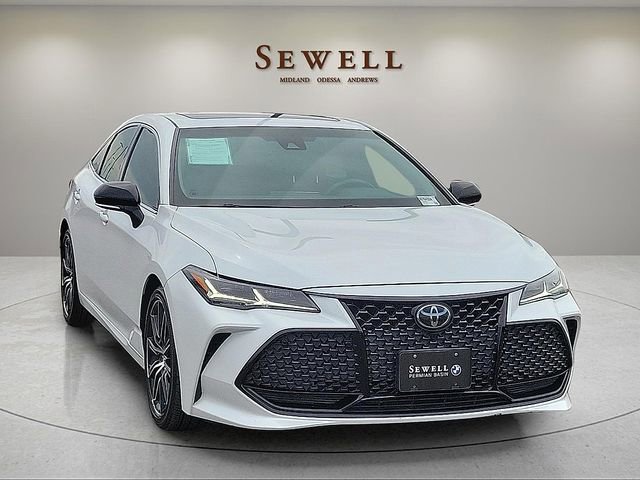 Used 2019 Toyota Avalon Touring FWD image 7