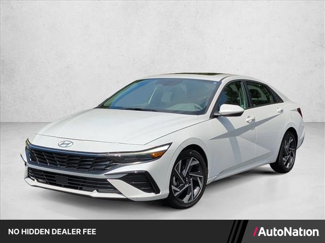 Used 2025 Hyundai Elantra SEL FWD image 1