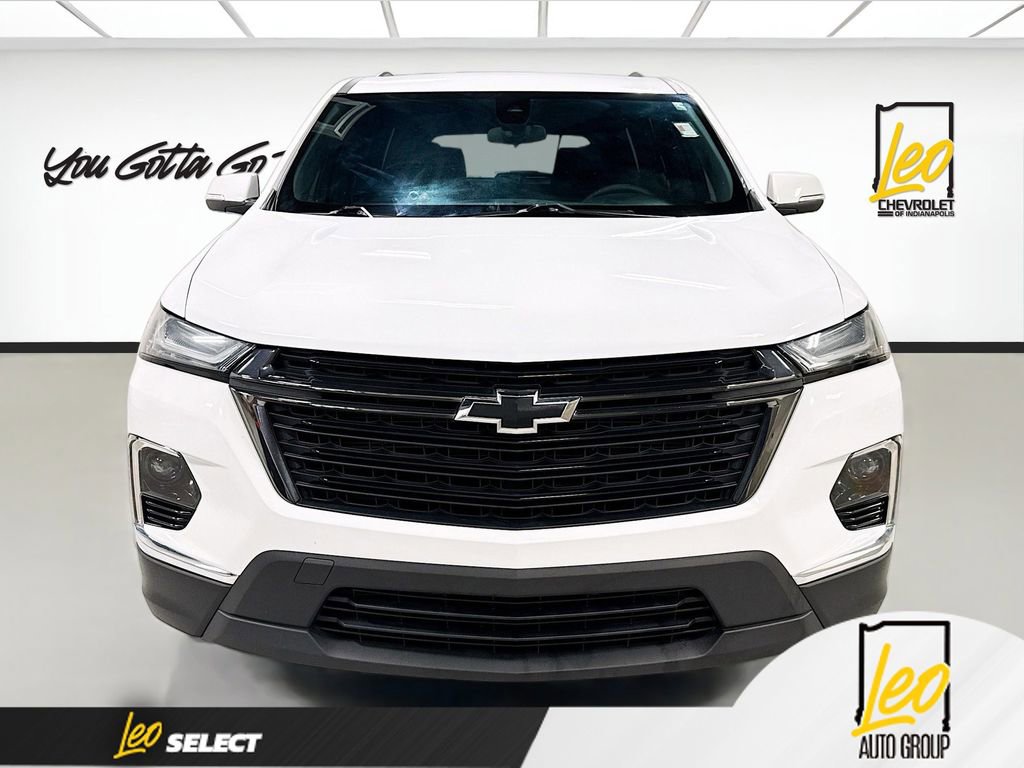 Used 2023 Chevrolet Traverse LT w/ Midnight/Sport Edition image 2