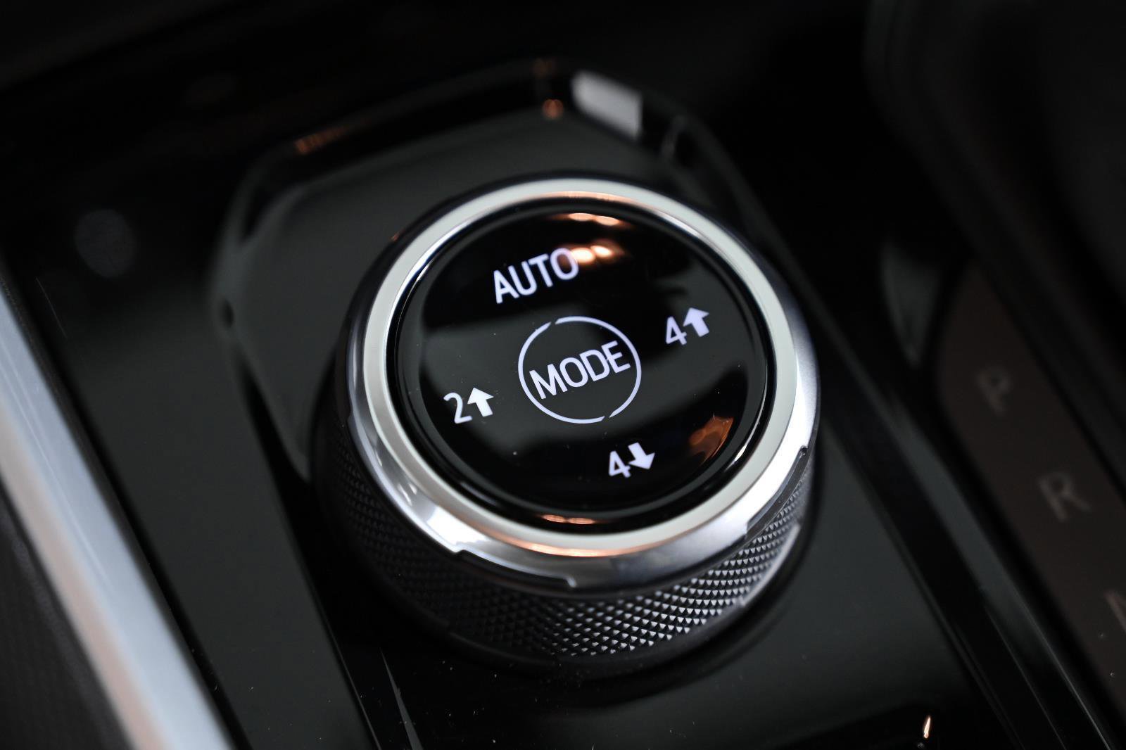 Used 2024 Chevrolet Colorado Trail Boss w/ Advanced Trailering Package image 23