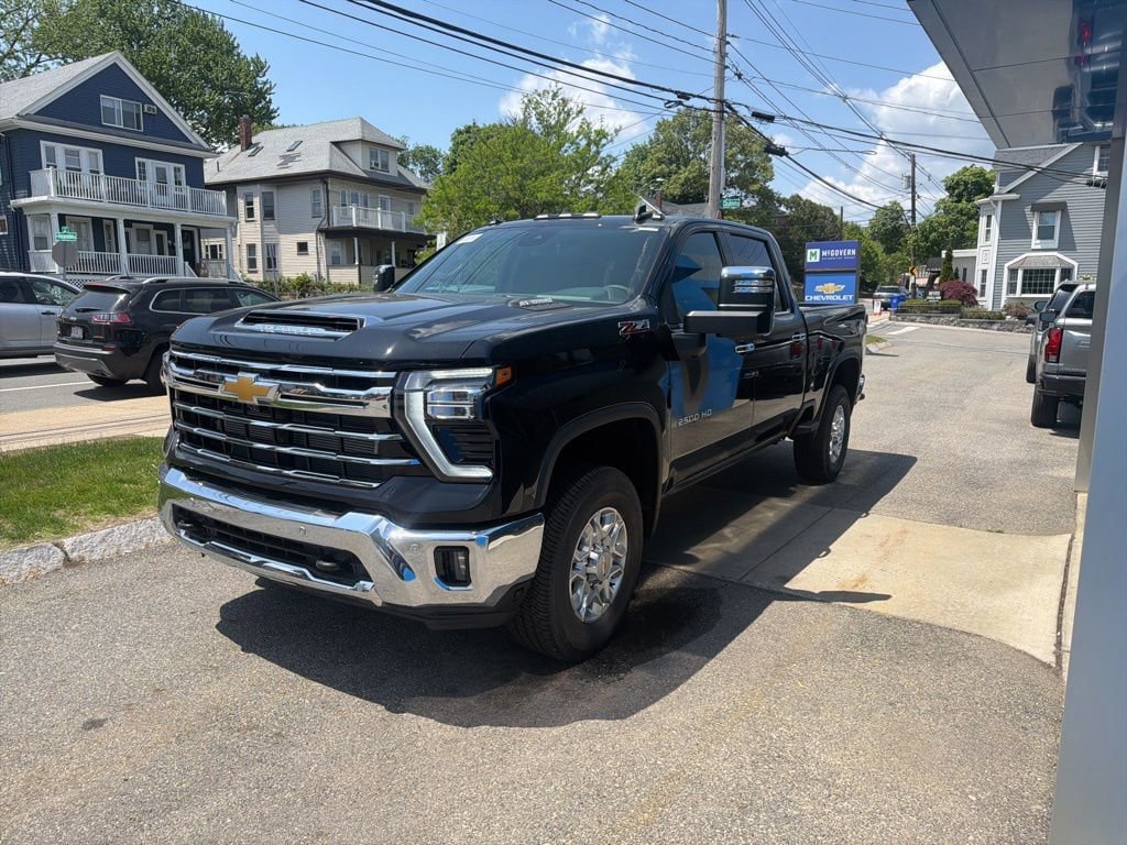 New 2026 Chevrolet Silverado 2500 LTZ w/ LTZ Plus Package AWD/4WD video 1