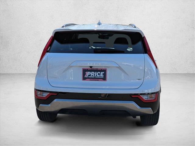 Used 2024 Kia Niro EX Touring FWD image 6