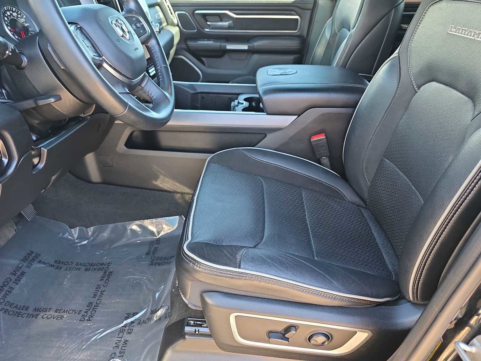 Used 2023 RAM 1500 Laramie image 14