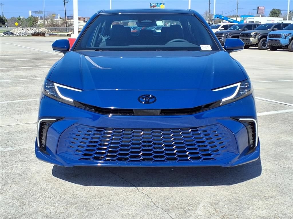 Used 2026 Toyota Camry XSE FWD image 4