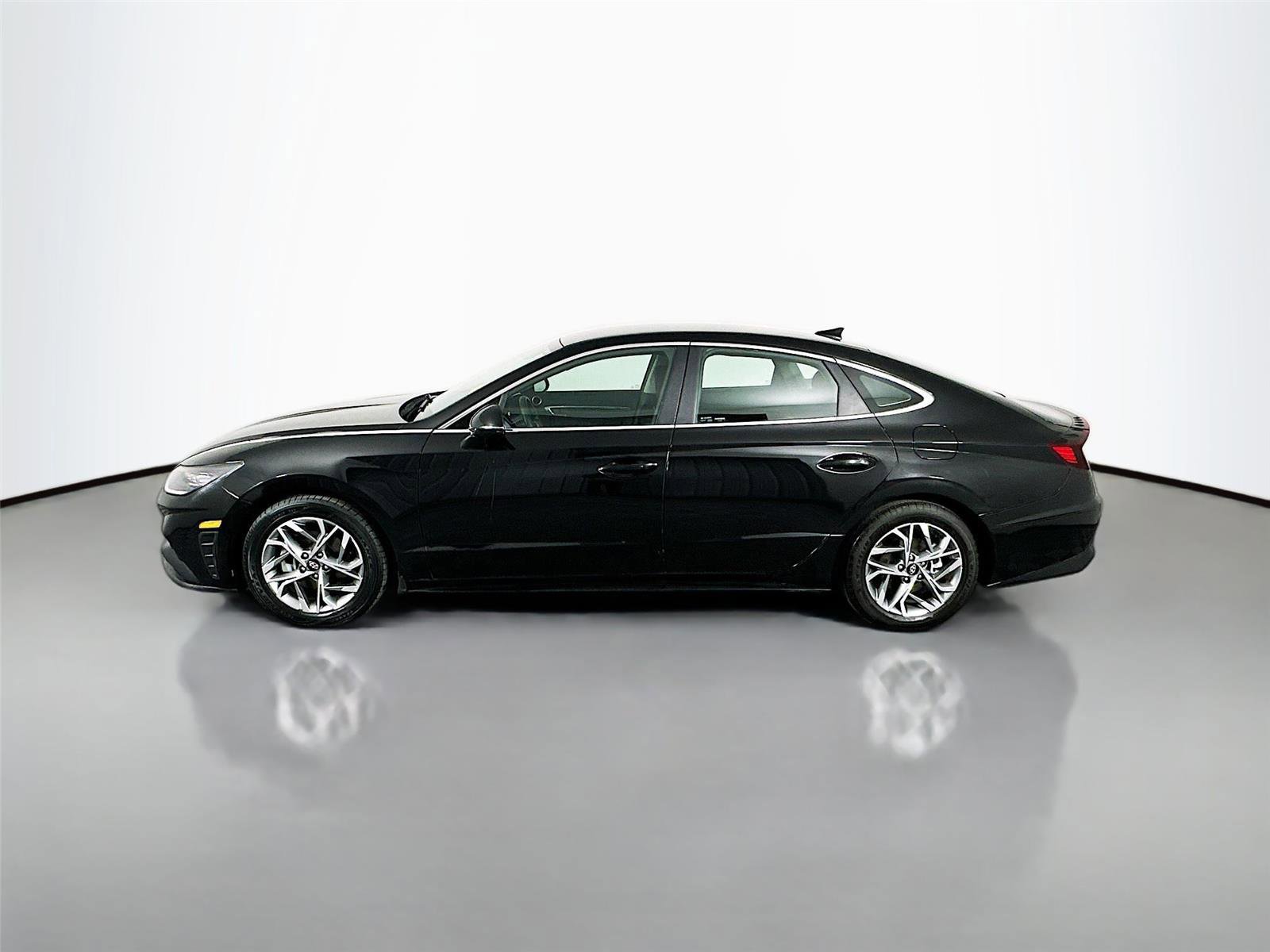 Used 2023 Hyundai Sonata SEL image 8