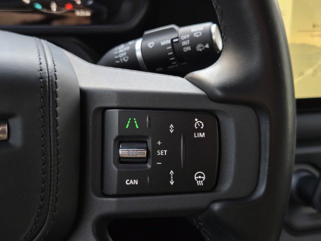 Used 2023 Land Rover Defender 110 X AWD/4WD image 28