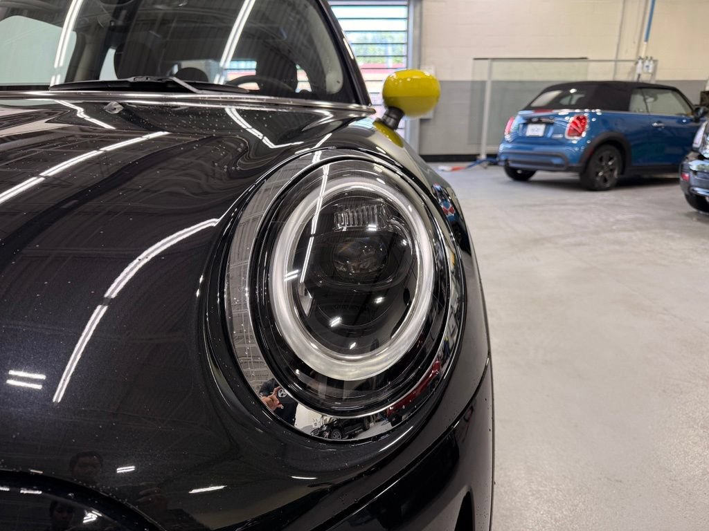 Certified 2024 MINI Cooper SE FWD image 9