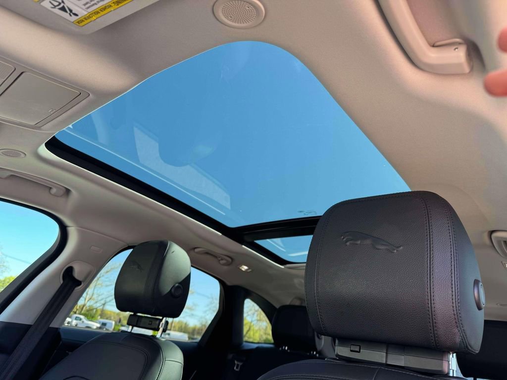 Used 2021 Jaguar F-PACE S AWD/4WD image 21