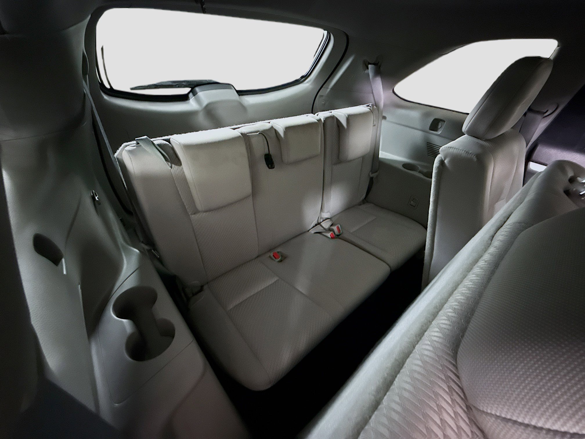 Used 2019 Toyota Highlander LE image 40