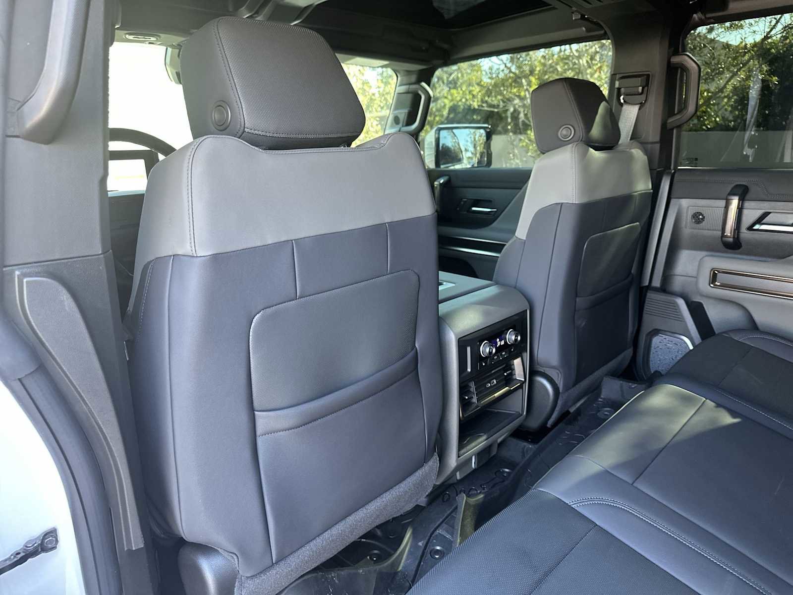 Certified 2025 GMC Hummer EV 3X w/ Extreme Off-Road Package image 16