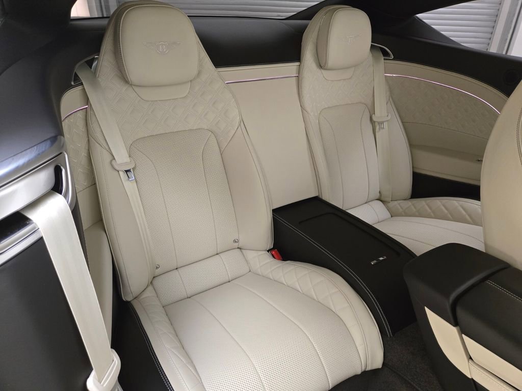 Used 2023 Bentley Continental GT Speed image 21