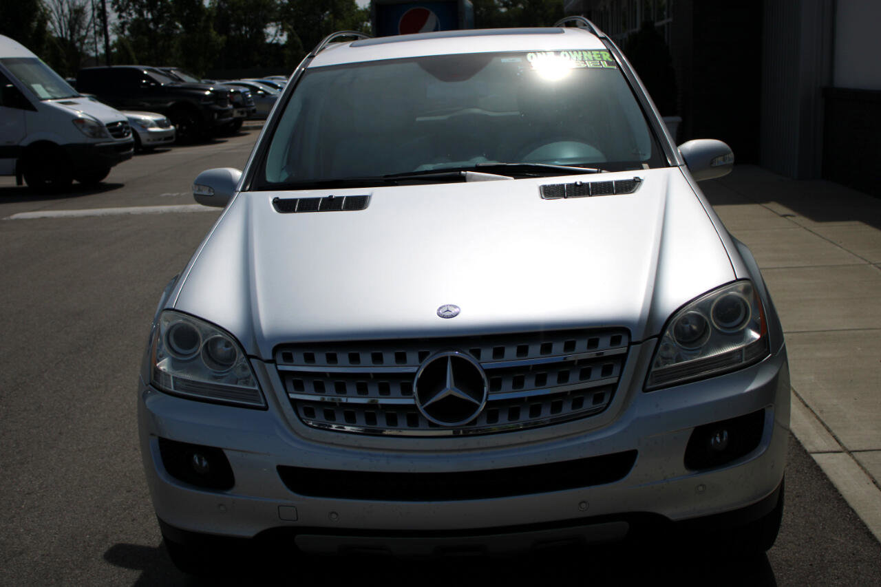 Used 2008 Mercedes-Benz ML 320 4MATIC image 2
