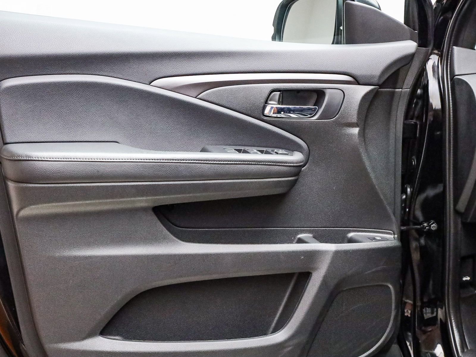 Used 2019 Honda Passport Sport image 20