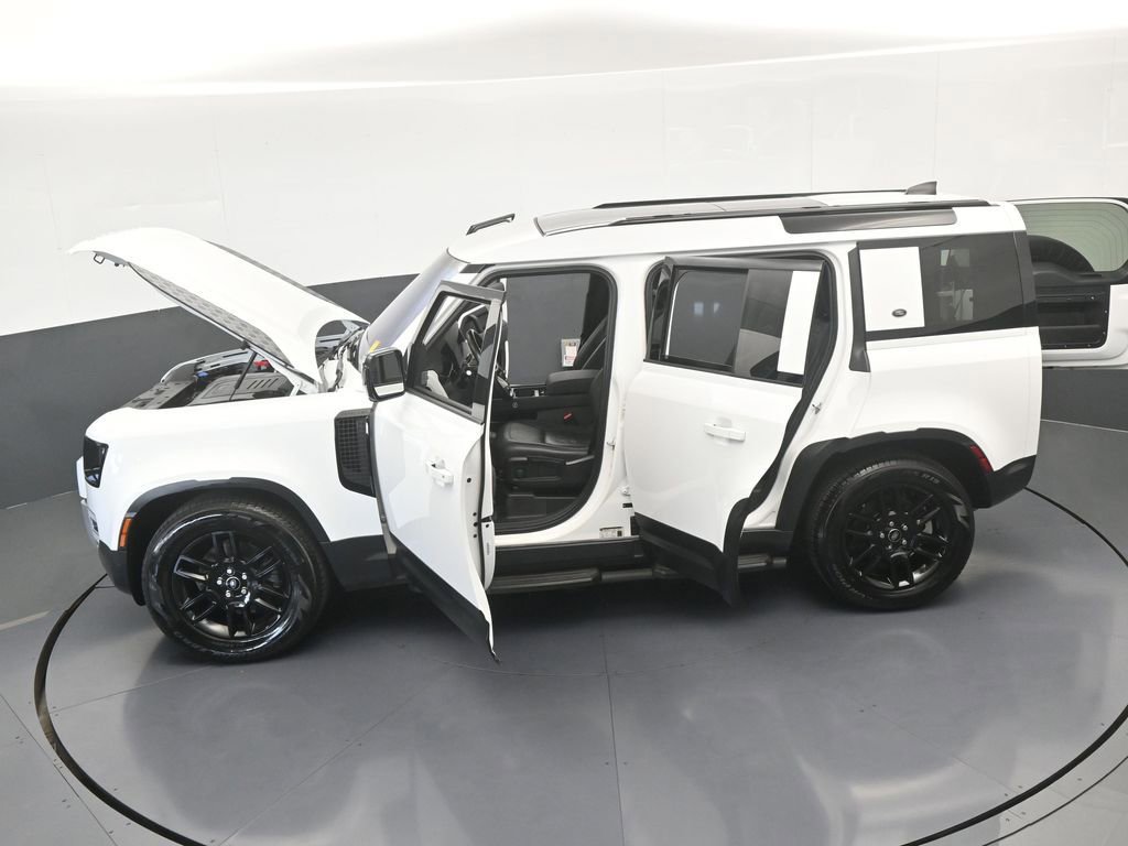 Used 2022 Land Rover Defender 110 S image 68