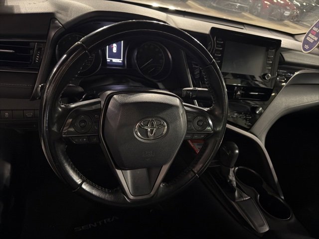 Used 2021 Toyota Camry SE image 9