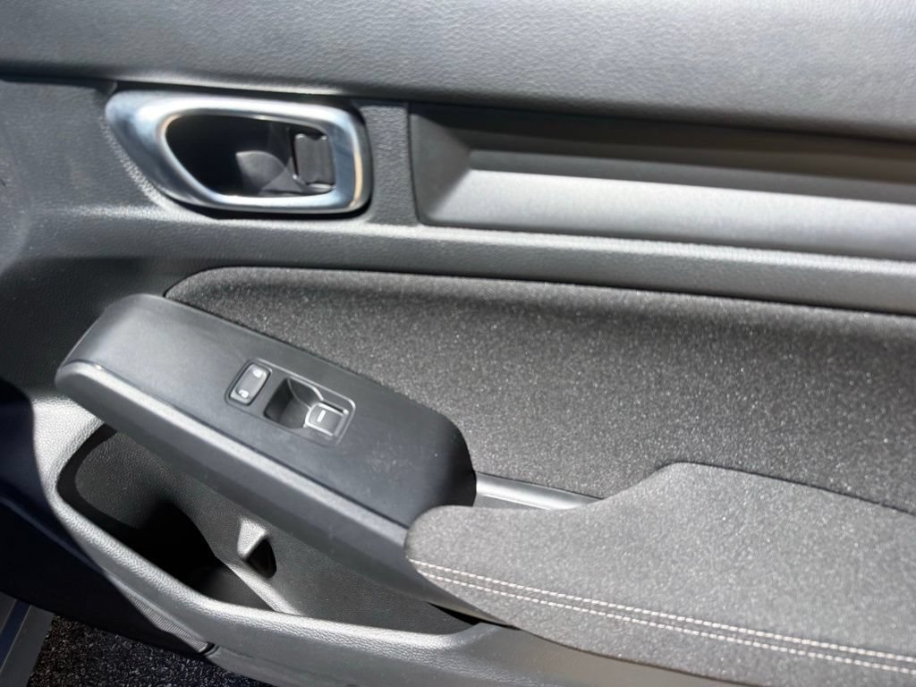 Used 2025 Honda Civic Sport image 38