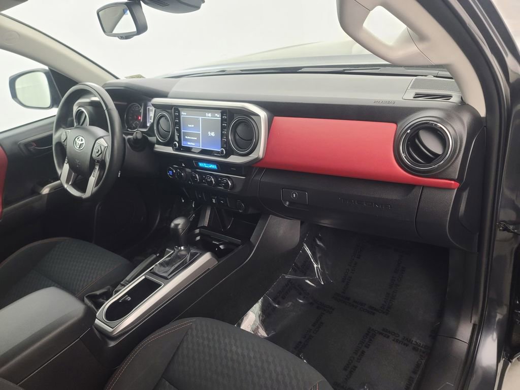 Used 2023 Toyota Tacoma SR5 AWD/4WD image 17