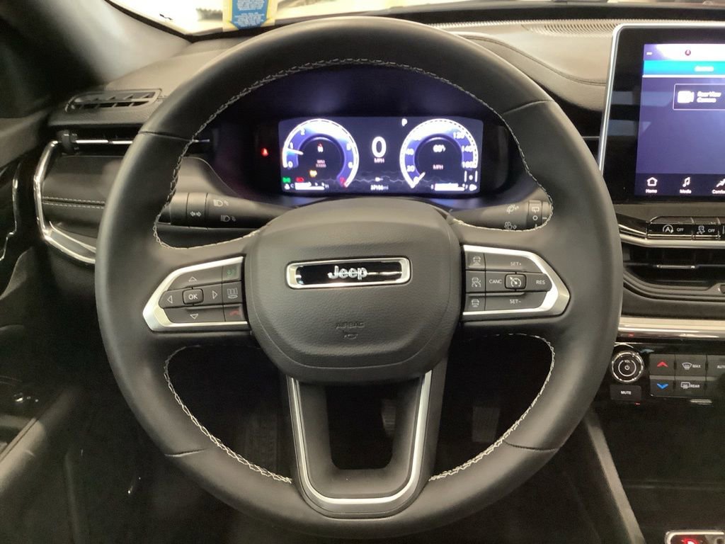 Used 2022 Jeep Compass High Altitude AWD/4WD image 7