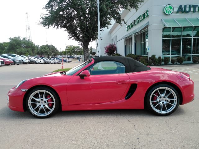 Used 2013 Porsche Boxster S RWD image 11