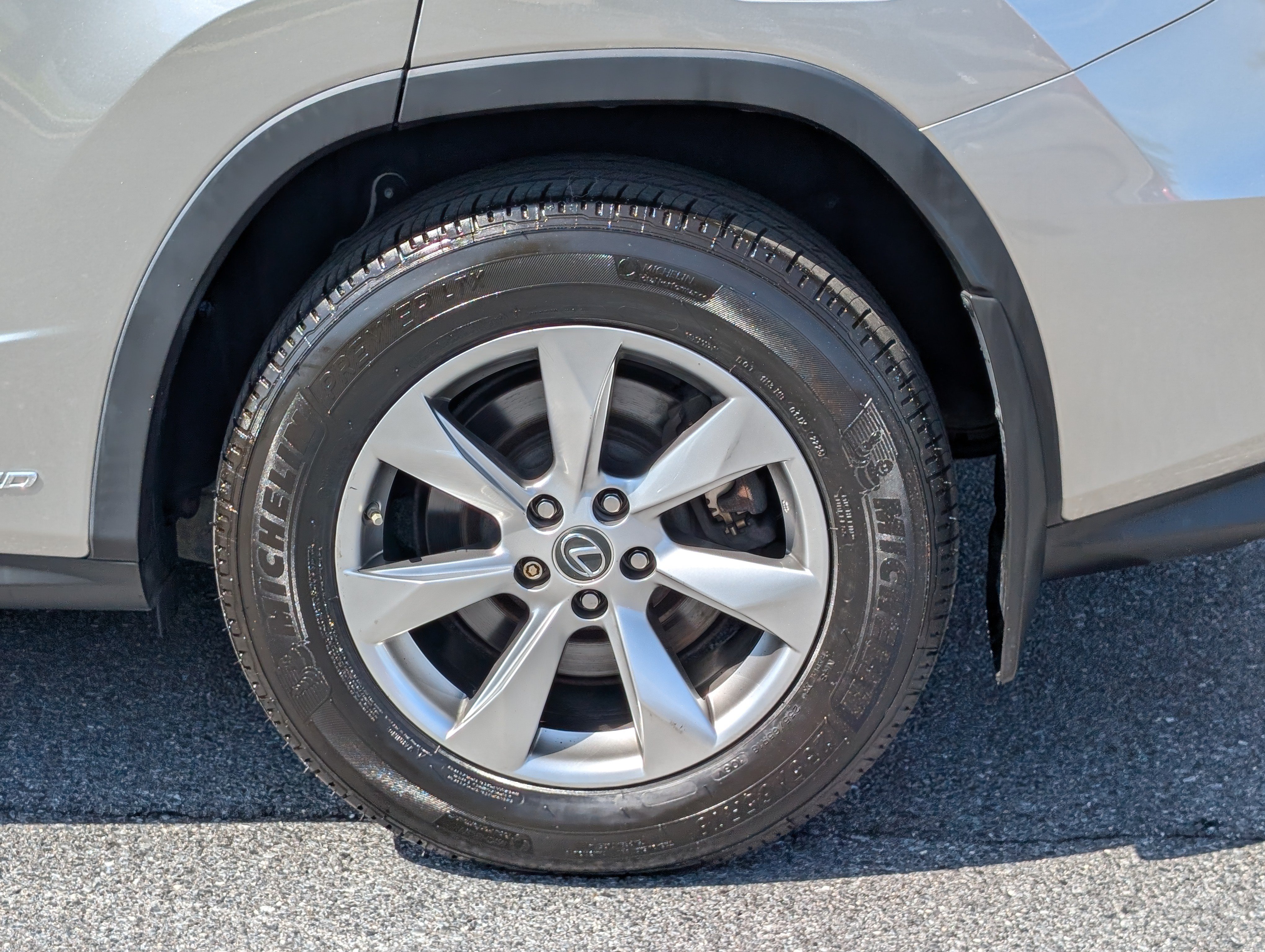 Used 2018 Lexus RX 450h AWD w/ Premium Package image 10