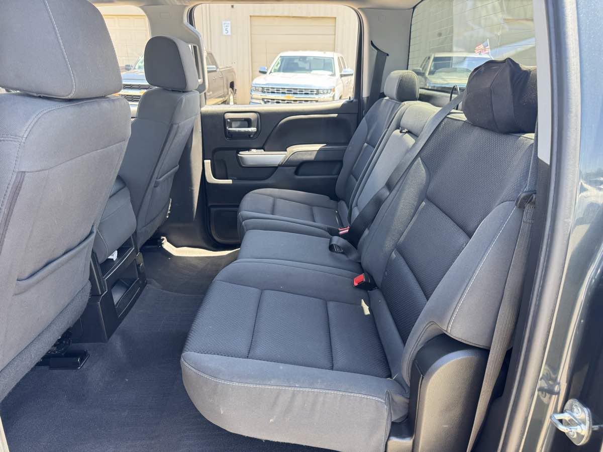 Used 2018 Chevrolet Silverado 1500 LT w/ All Star Edition AWD/4WD image 20