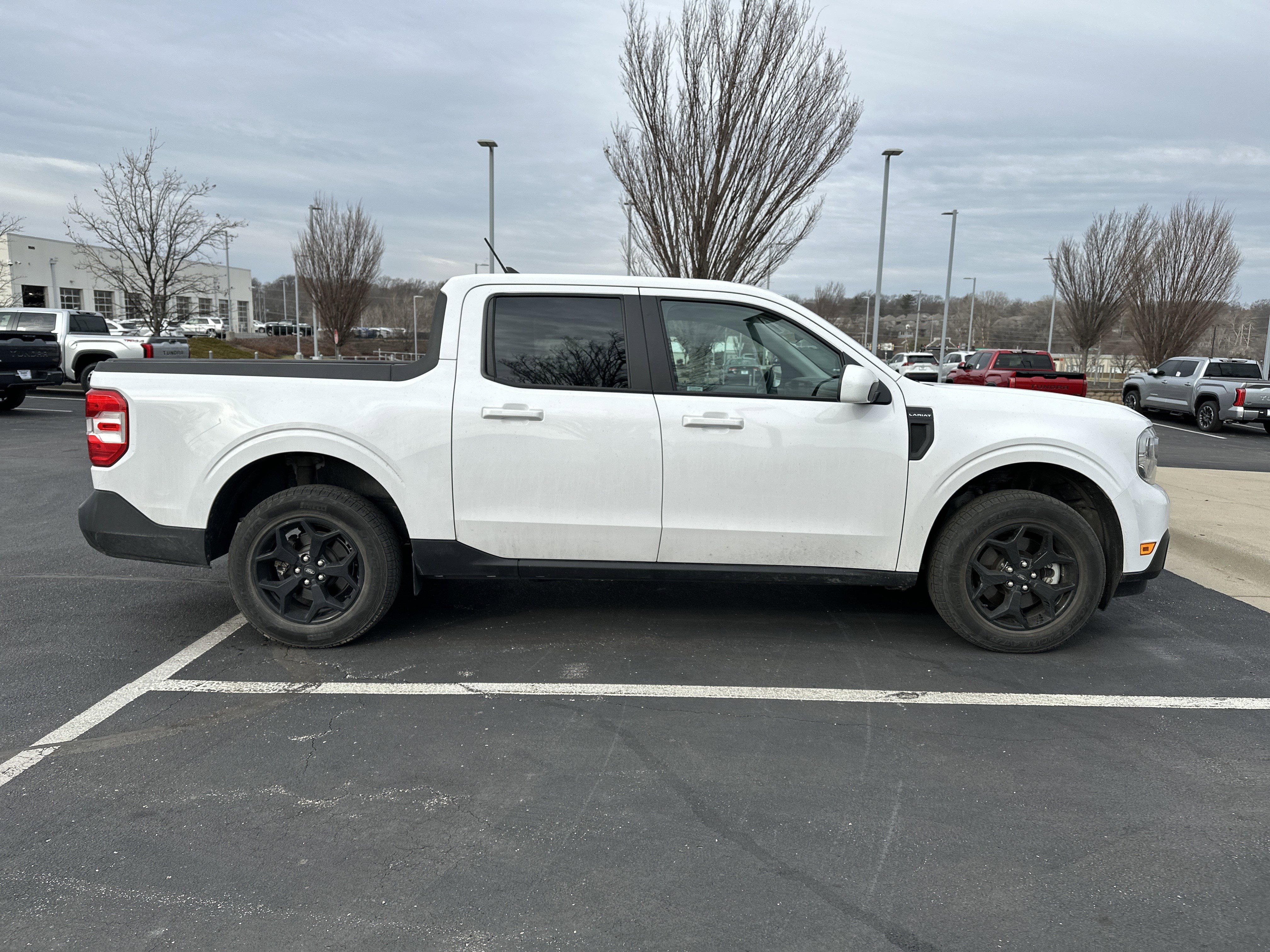 Used 2023 Ford Maverick Lariat w/ Lariat Luxury Package image 6