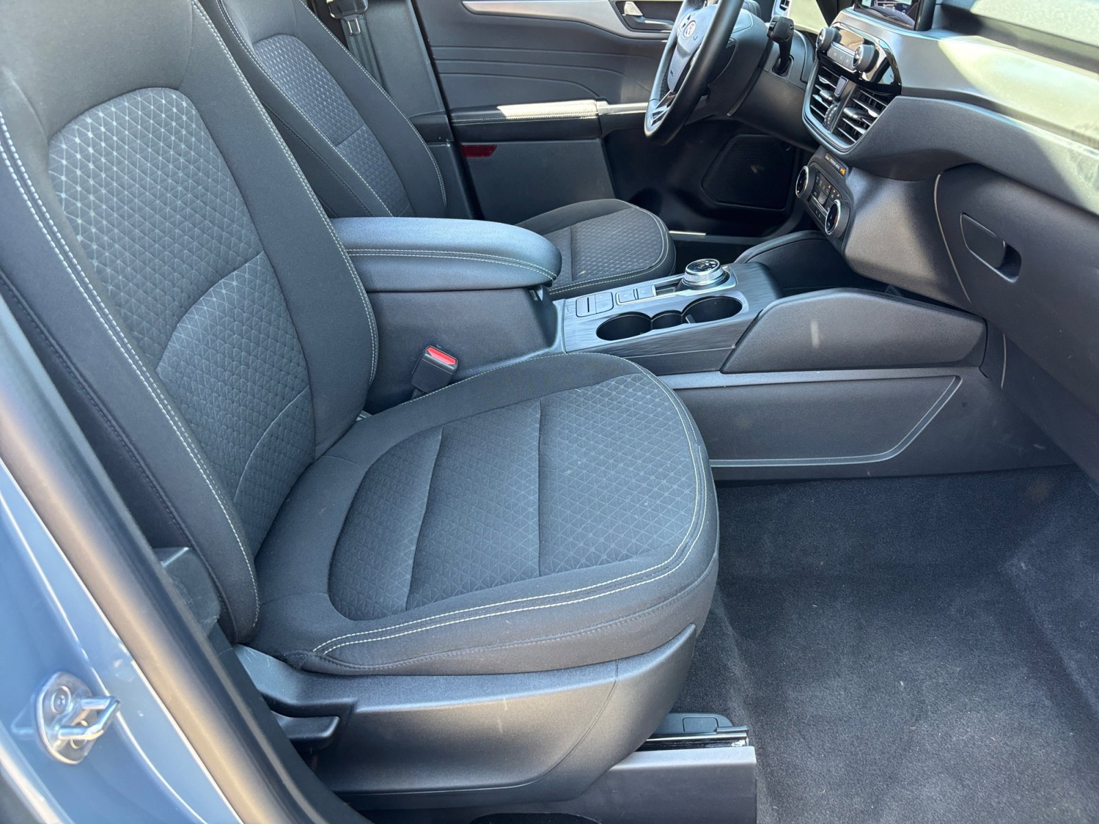 Certified 2024 Ford Escape Active FWD image 19