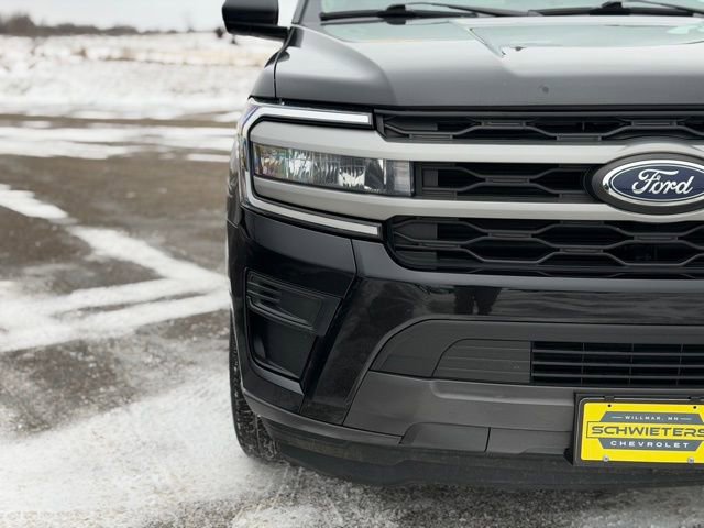 Used 2024 Ford Expedition Max XLT image 6